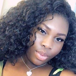 Meet your Posher, Ashanta